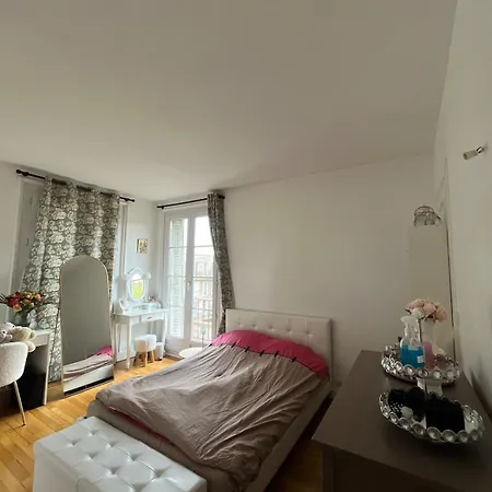 Perret, Rues Piétonnes Appartement